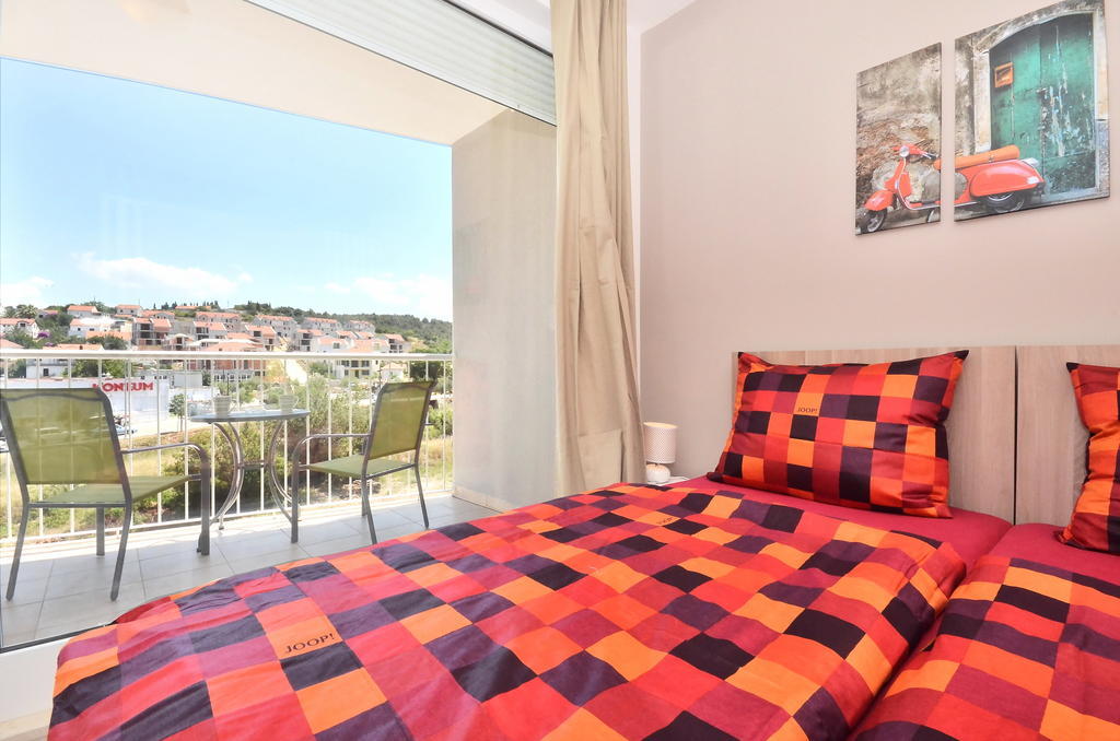 Bretia Apartments Sutivan Quarto foto