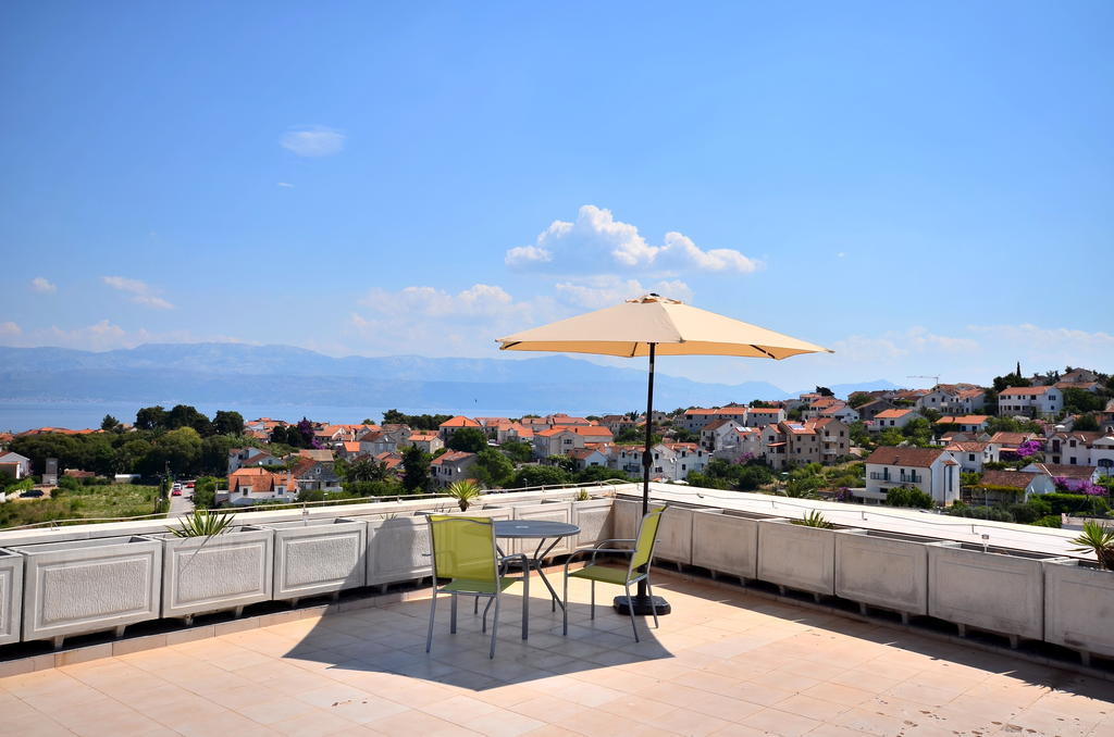 Bretia Apartments Sutivan Exterior foto